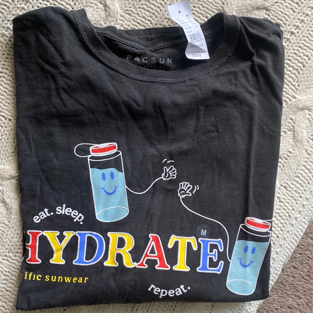 Long sleeve tee
